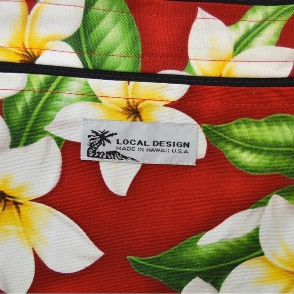 Local Design MADE IN HAWAII Cotton Crossbody Bag, Plumeria Design - Picture 3 of 11